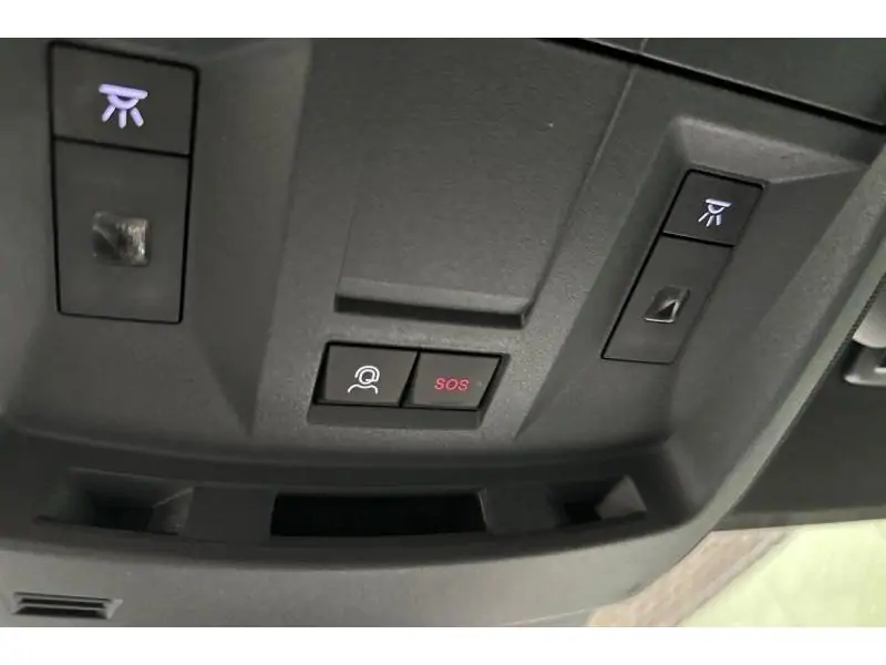VEHICLE__CONDITION_SERVICE Peugeot 3008 ALLURE Hybrid 145 ch e-DSC6 BLUE 22