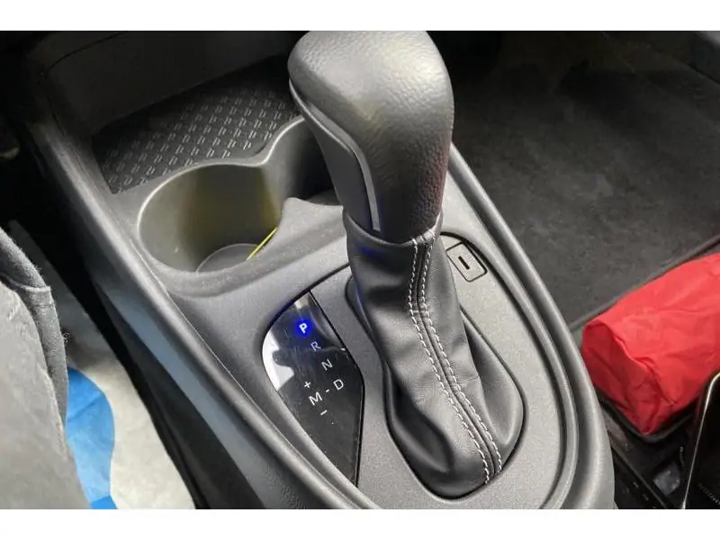 Occasion Toyota Aygo X PLAY GREY 16