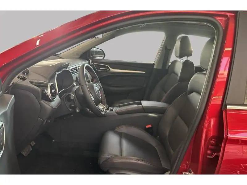 Démo MG ZS LUXURY RED 10