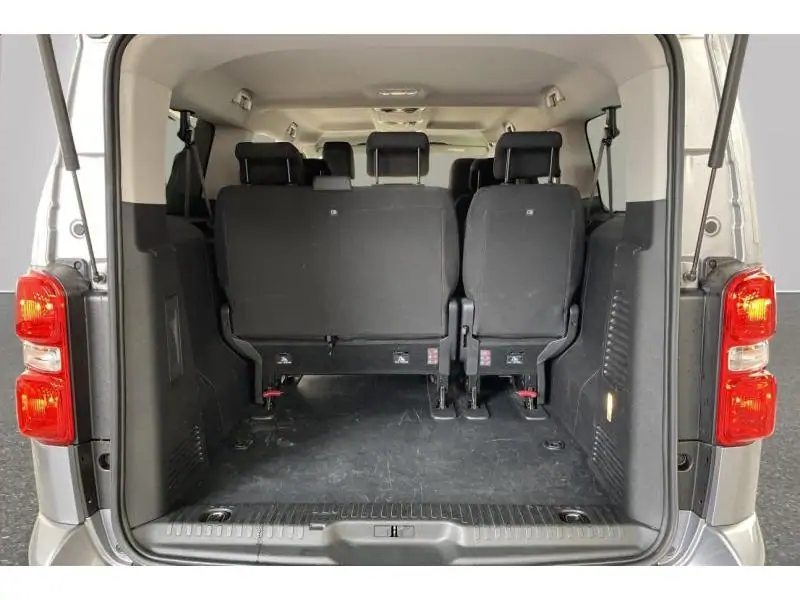VEHICLE__CONDITION_SERVICE Peugeot Traveller Business GREY 19