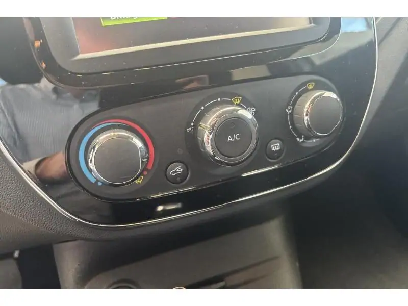 Occasion Renault Captur Berline 0.9 MANUAL GREY 20