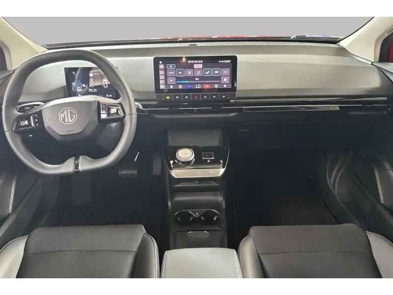 VEHICLE__CONDITION_SERVICE MG MG4 LUXURY TROPHY EXTENDED RANGE 77kW 520 KM RED 11