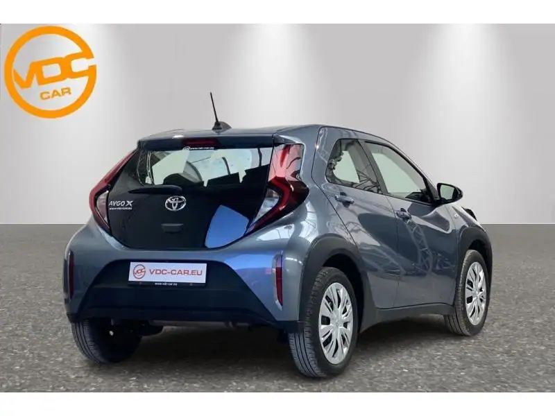 Occasion Toyota Aygo X PLAY GREY 3