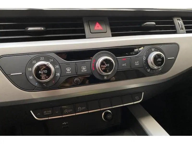 Occasion Audi A4 35 TFSI Business Edition S-Tronic GREY 15