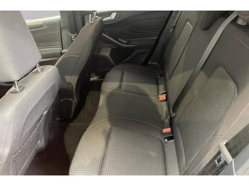 Occasion Ford Focus ST-Line GREY 18