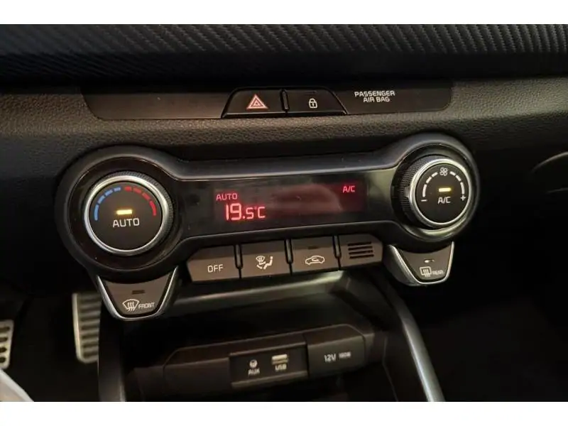 Occasion Kia Rio gt line WHITE 15