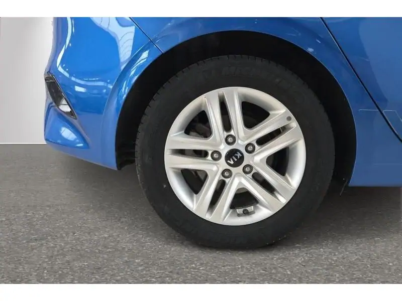 Occasion Kia Ceed Pulse *attelage* BLUE 20