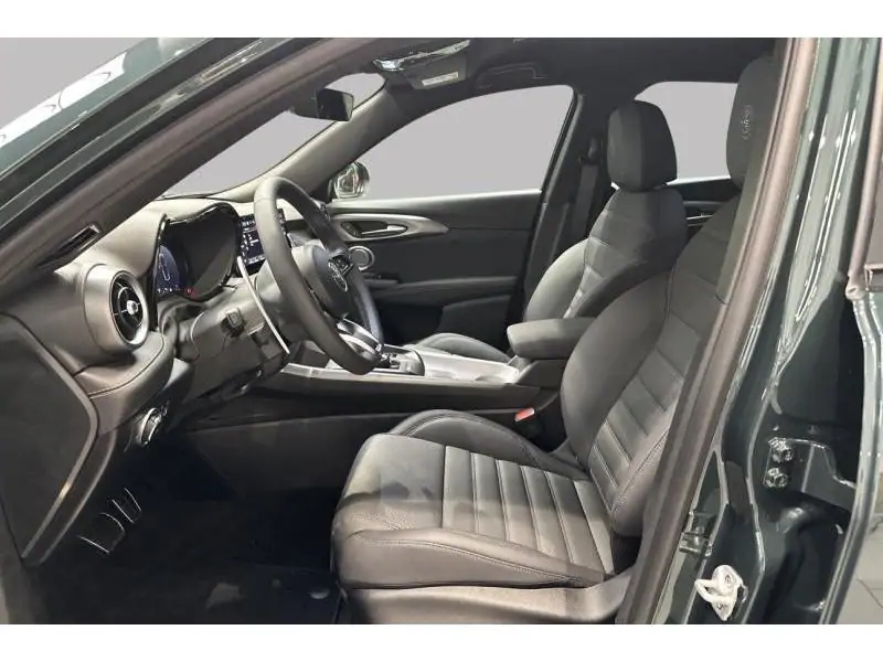 VEHICLE__CONDITION_SERVICE Alfa Romeo Tonale Ibrida 1.5 175 Pk GREEN 10