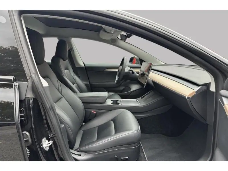 Occasion Tesla Model 3 RWD WHITE 8