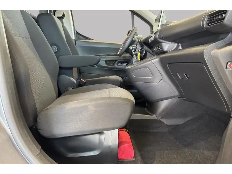 Occasion Peugeot Partner Asphalt - Camera - GPS - Carpl GREY 8