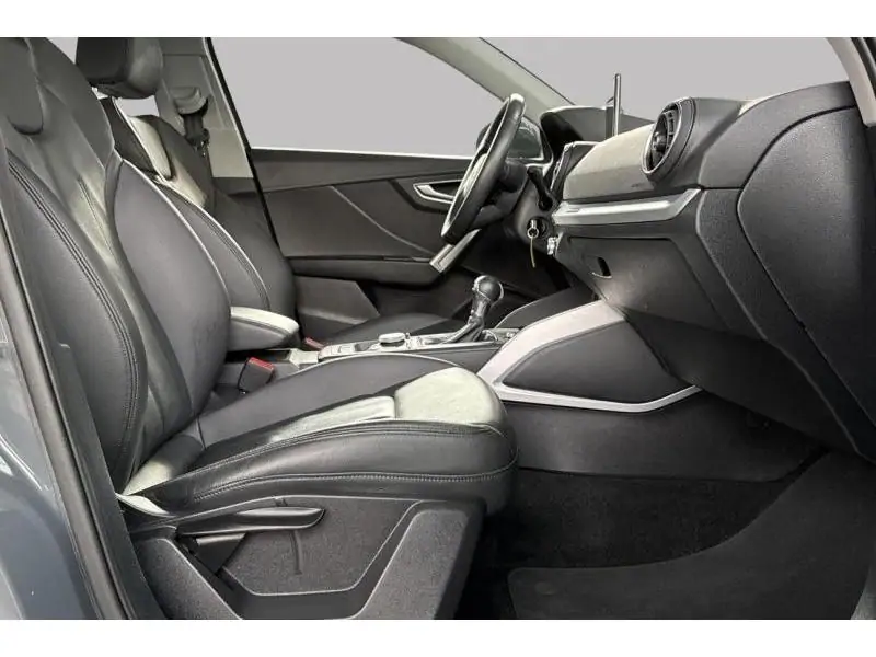 Occasion Audi Q2 SPORT 30 TFSI S-TRONIC GREY 8