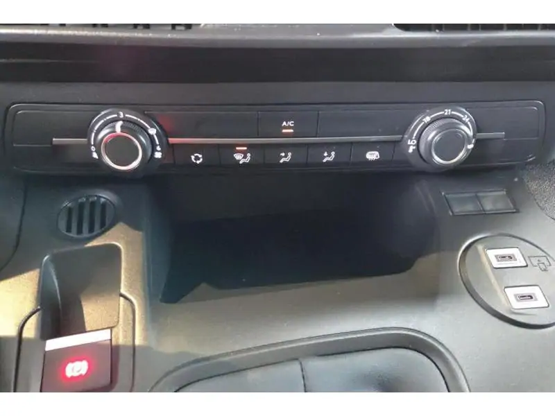 Occasion Peugeot Partner V Premium WHITE 15