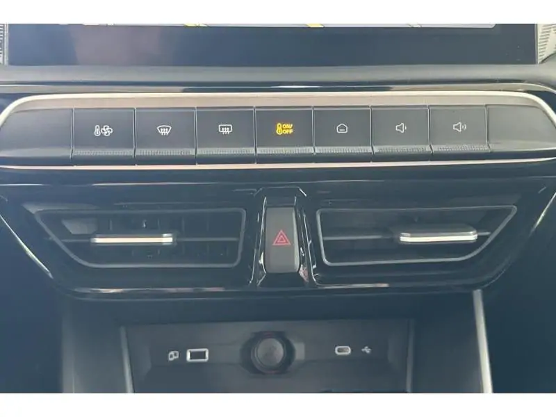 Démo MG MG3 LUXURY HYBRID+ YELLOW 15