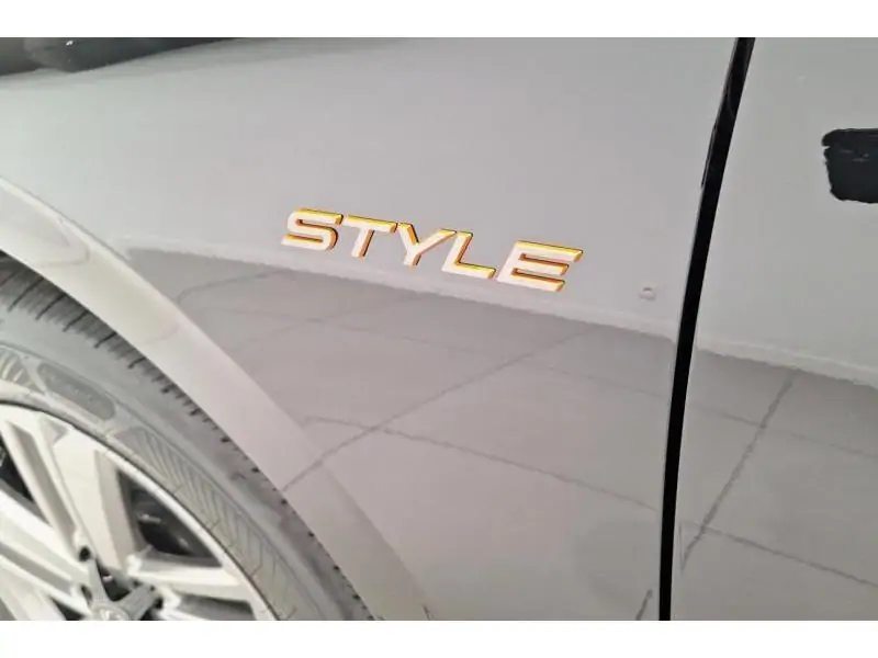 VEHICLE__CONDITION_SERVICE Peugeot 308 SW STYLE Hybrid 145 e-DSC6 BLACK 21