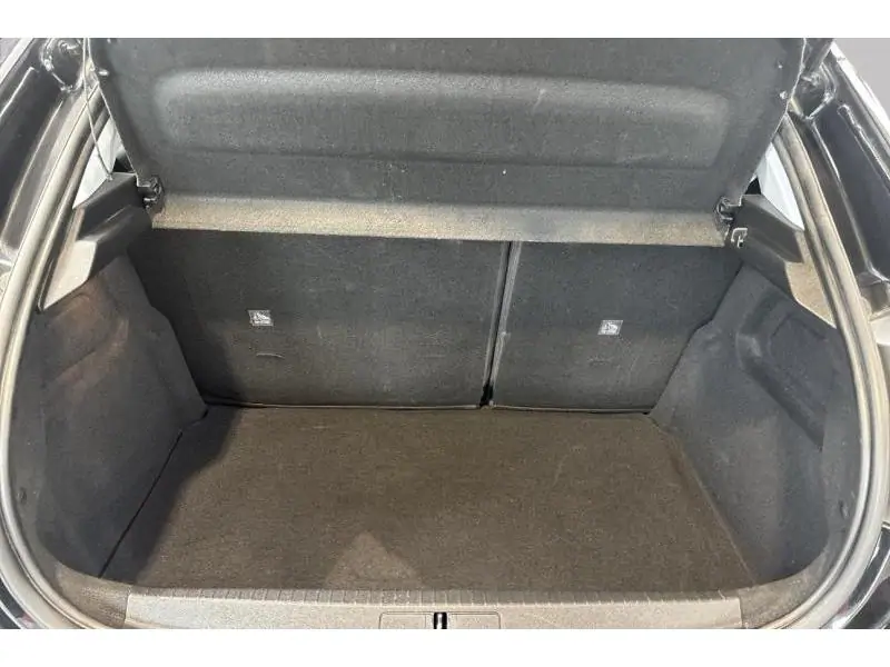 Occasion Opel Corsa F Elegance BLACK 19