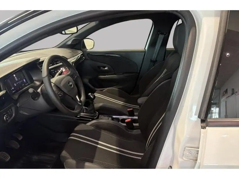 Occasion Opel Corsa GS WHITE 10