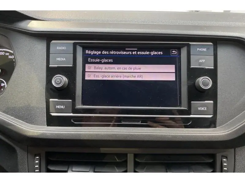 Occasion Volkswagen T-Cross SUV 1.0 TSI MANUAL GREY 32