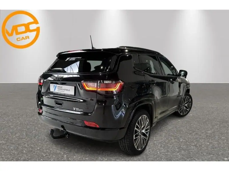 VEHICLE__CONDITION_SERVICE Jeep Compass E-Hybrid  Altitude Full Option BLACK 3