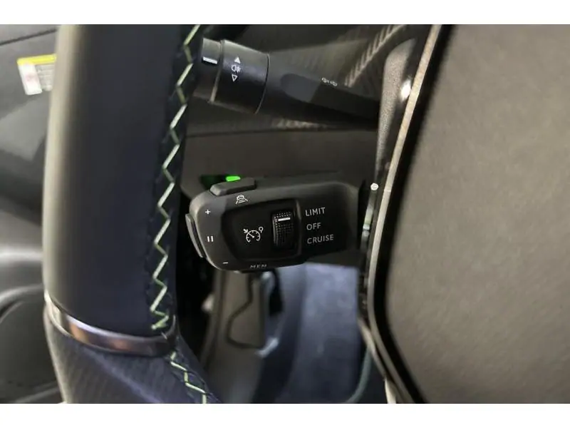 VEHICLE__CONDITION_SERVICE Peugeot e-208 GT Elektrische motor 156 pk BLACK 23