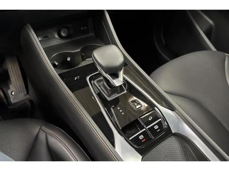 Démo MG EHS luxury phev WHITE 16