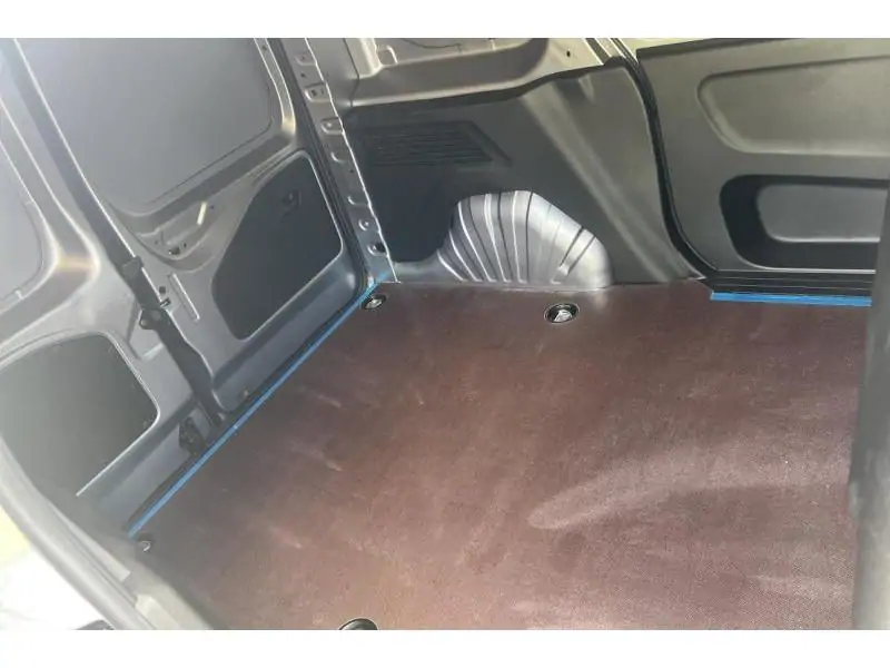 VEHICLE__CONDITION_SERVICE Opel Combo CARGO L1H1 LIGHT GREY 18