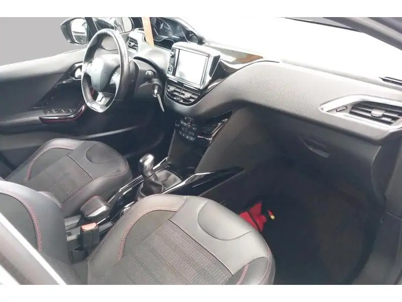 Occasion Peugeot 2008 gt line GREY 2