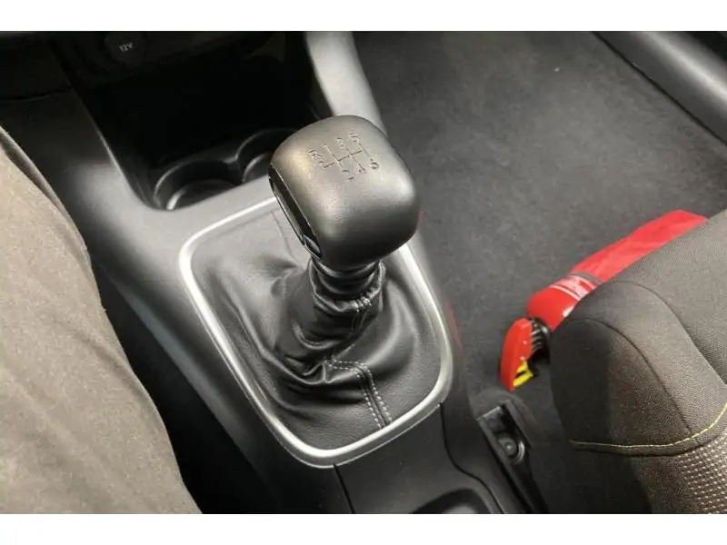 Occasion Citroen C3 MAX 110 pk GREY 16