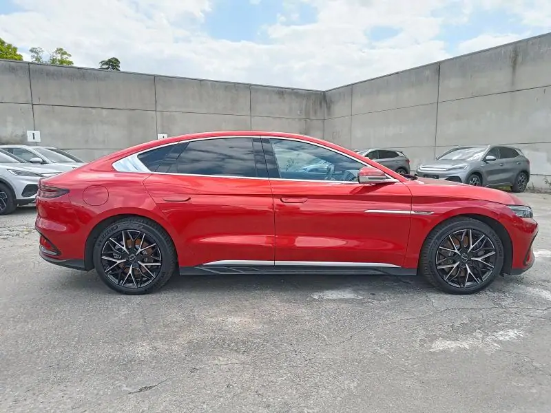 Occasion BYD HAN Executive AWD RED 6