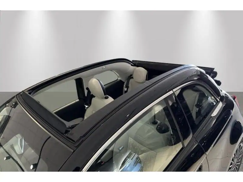 VEHICLE__CONDITION_SERVICE Fiat 500e CABRIO LA PRIMA BLACK 24