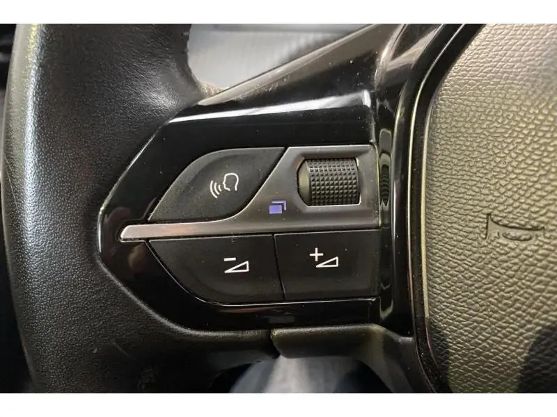 Occasion Peugeot 208 Active diesel + gps GREY 23