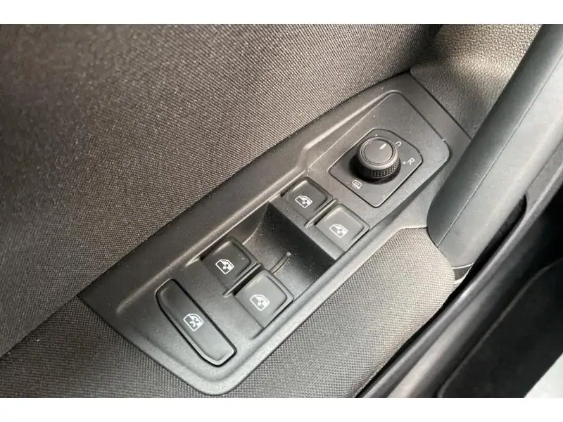 Occasion Volkswagen Tiguan Life* GPS Détecteurs arr. Jantes Alu WHITE 17