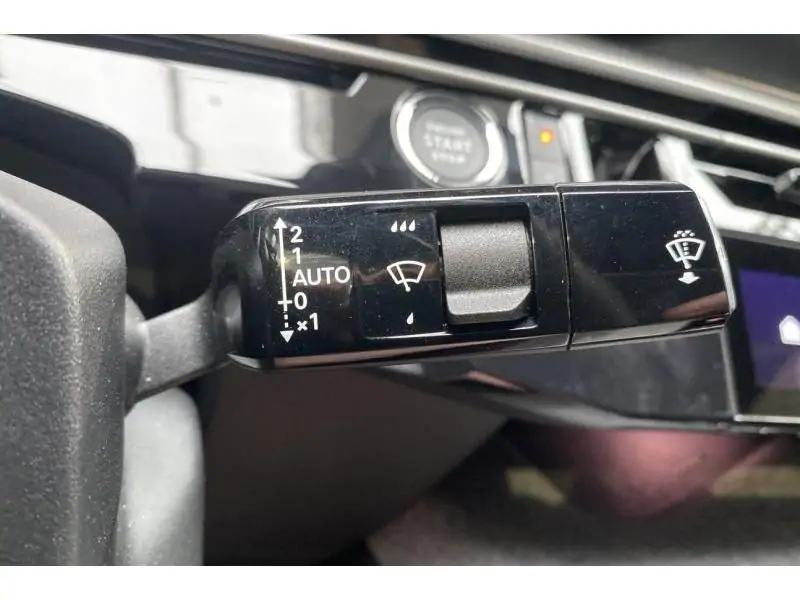 Occasion Peugeot 3008 Allure - HYBRID 145 PK GREY 24
