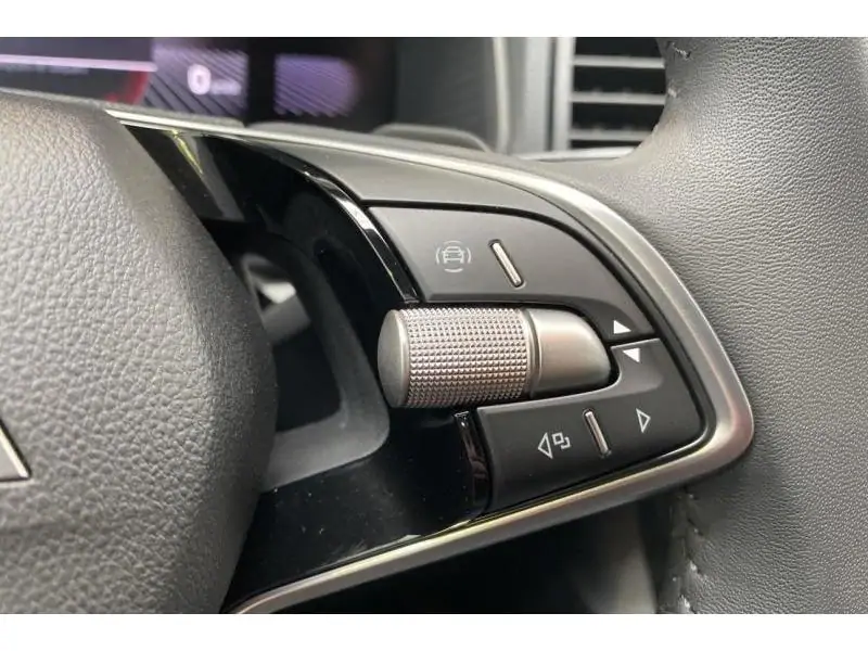 Occasion Skoda Karoq Selection*Navi Détecteurs GREY 26