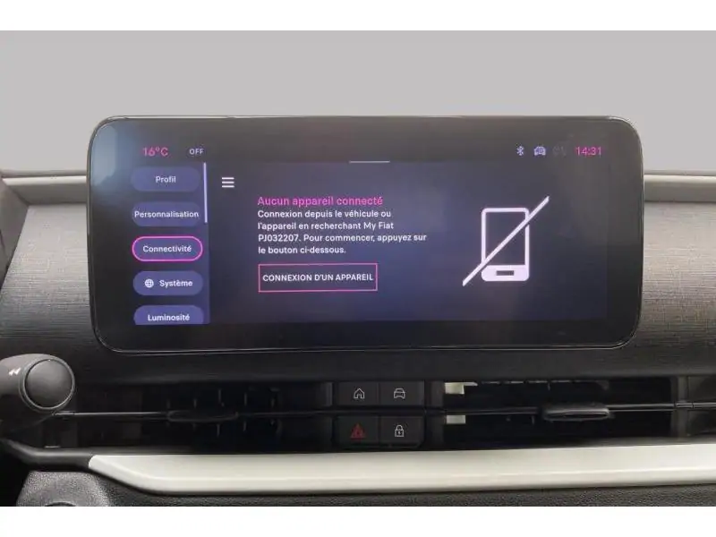 Occasion Fiat 600 Hybrid WHITE 29