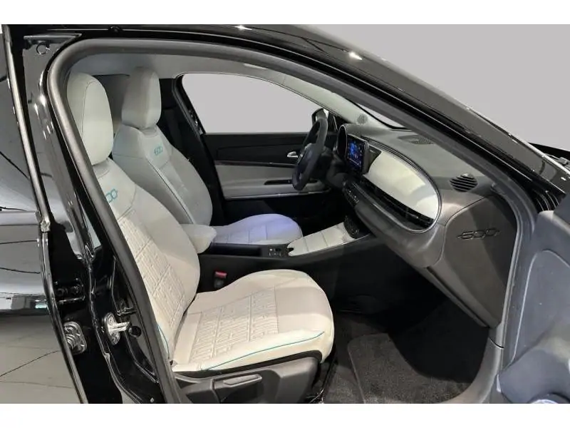 VEHICLE__CONDITION_SERVICE Fiat 600 LA PRIMA BLACK 8