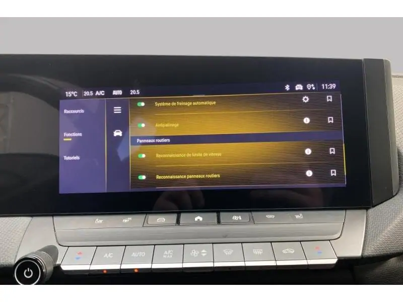 Occasion Opel Astra Ultimate YELLOW 34