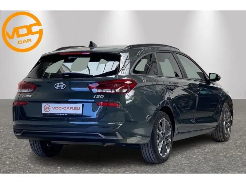 Occasion Hyundai i30 Berline 1.5 T-GDi AUTO GREY 3