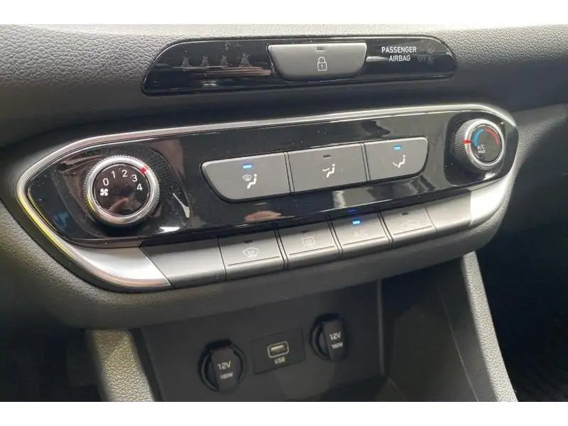 Occasion Hyundai i30 1.0 T-GDI 100 MODERN WHITE 15