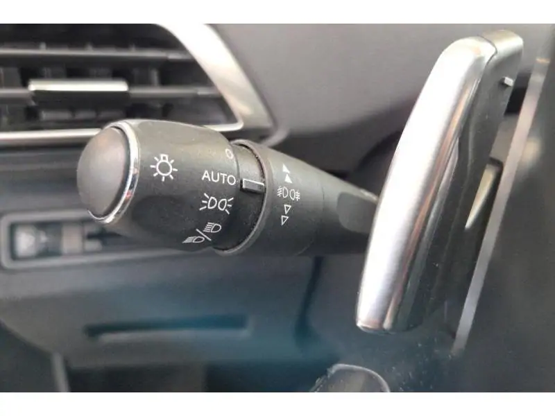 Occasion Peugeot 3008 ALLURE EAT6 GREY 23