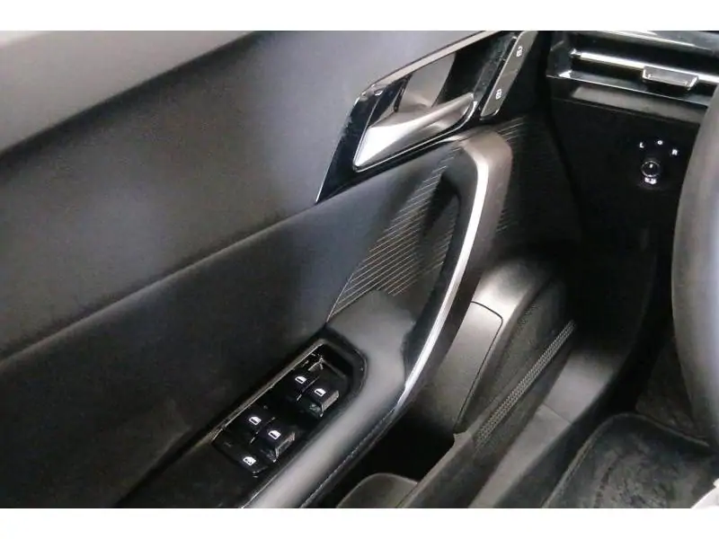 Occasion MG MG4 Luxury GREY 17