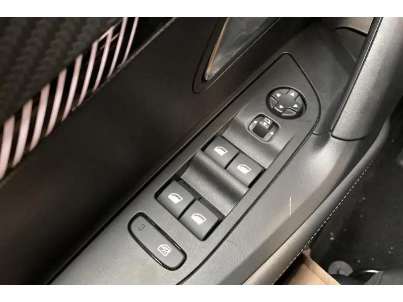 Occasion Peugeot 2008 Allure GREY 17