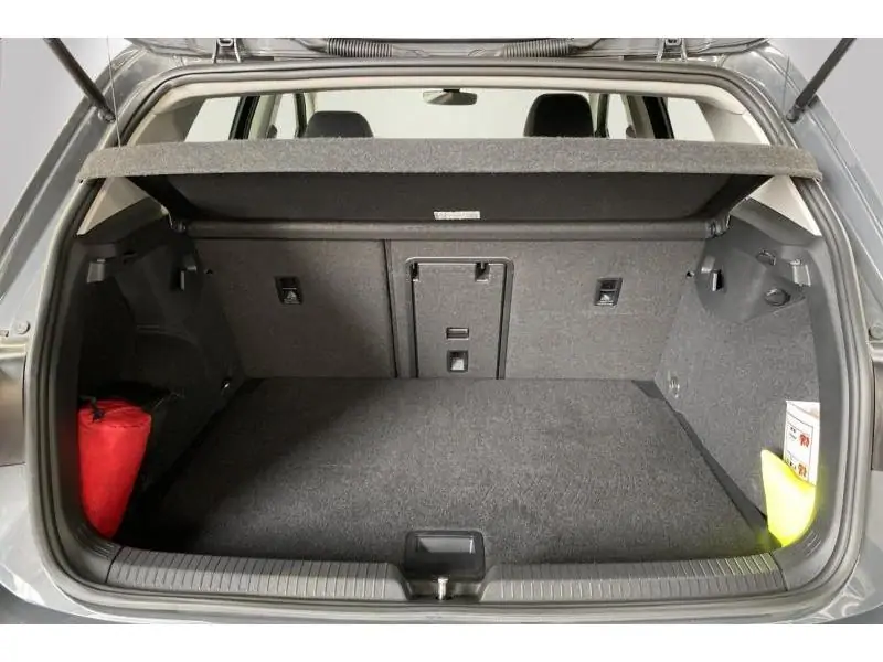 Occasion Volkswagen Golf VIII Life GREY 19