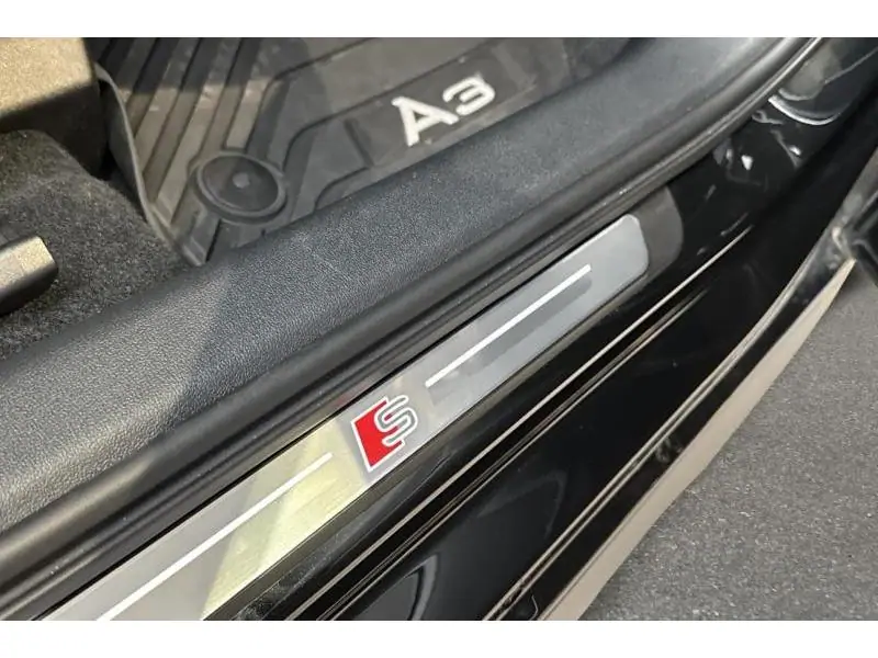Occasion Audi A3 S-Line - FULL OPTION - MHEV BLACK 39