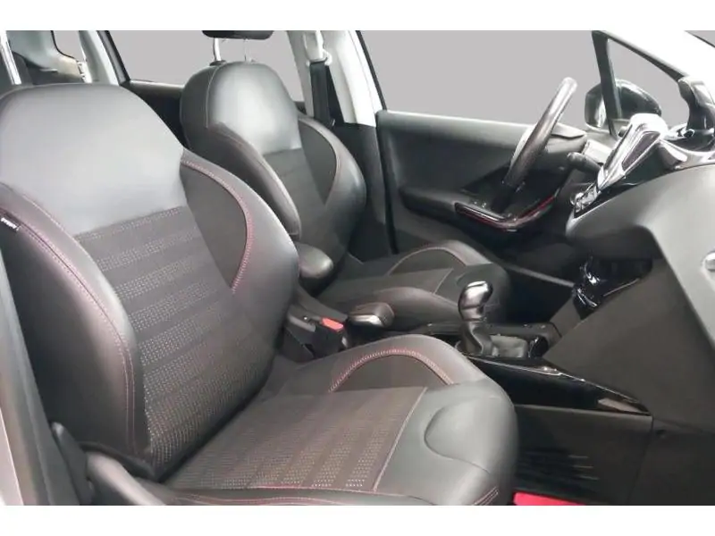 Occasion Peugeot 2008 gt line GREY 8