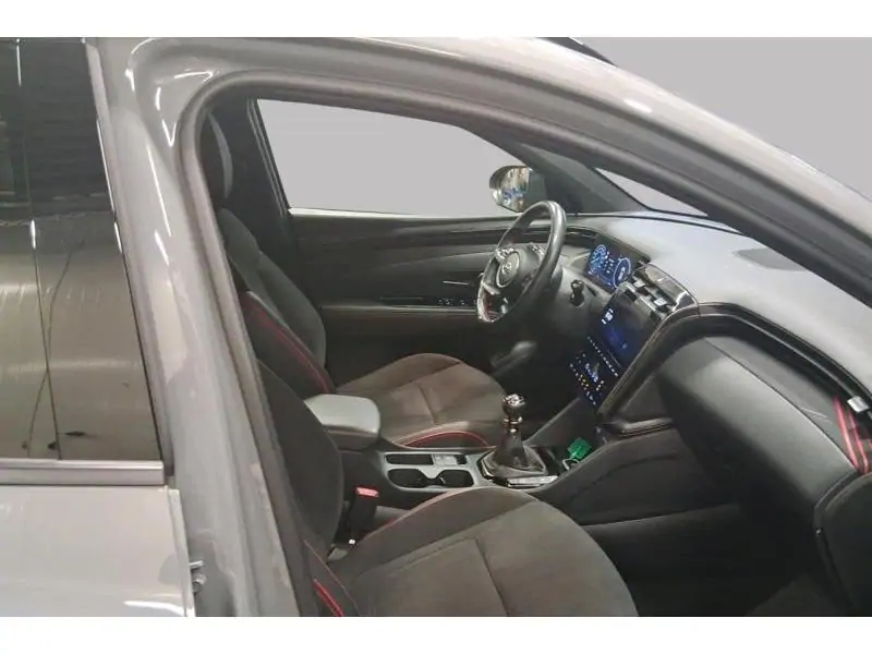 Occasion Hyundai Tucson 1.6 T-GDi Shine nline 48v 6iMT 5d 110kW GREY 8