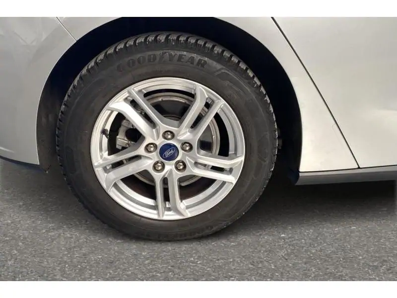 Occasion Ford Focus Cool&Connect* Caméra GPS GREY 23