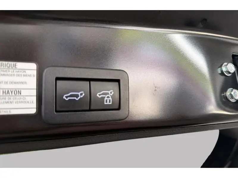 Occasion Toyota Yaris Cross Cross HYBRID RED 21