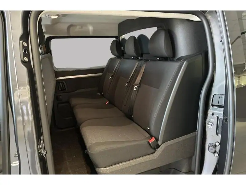VEHICLE__CONDITION_SERVICE Peugeot Expert Double Cabine XL Diesel 150ch Automatique  1 GREY 18