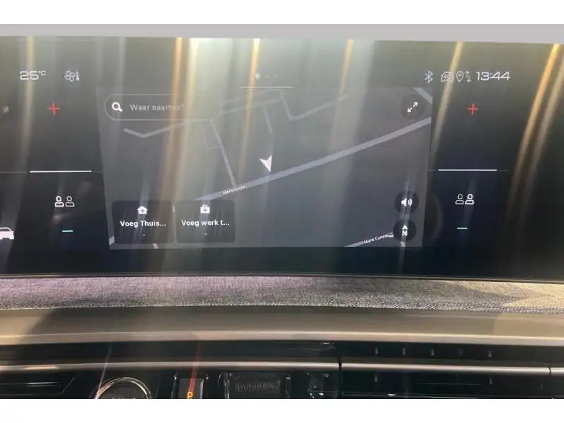 Occasion Peugeot 5008 III & e- Allure WHITE 14