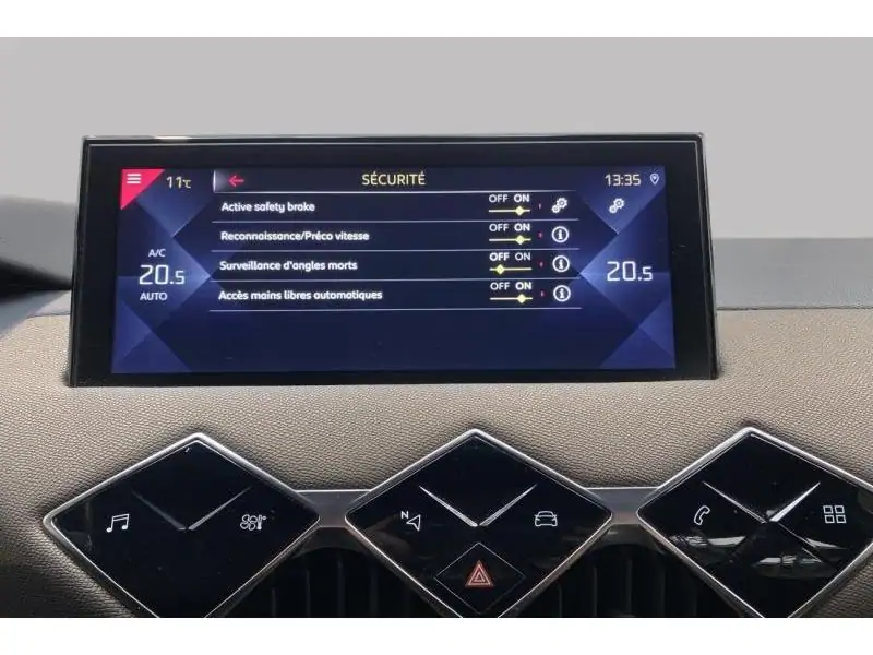 Occasion DS Automobiles DS 3 Crossback 3 Crossback BLACK 29